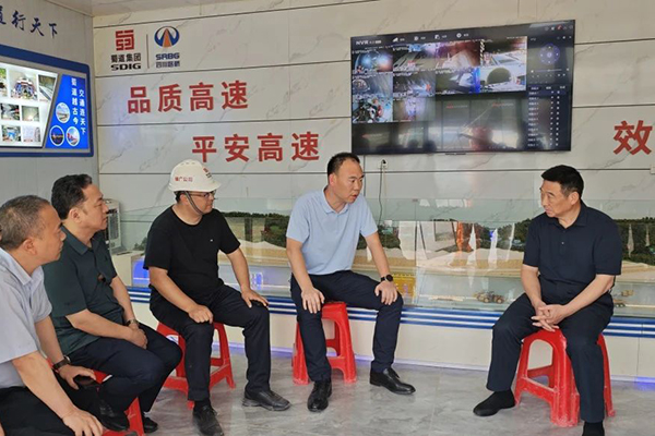 巴中市人大常委會(huì)主任李映赴鎮(zhèn)廣高速開展調(diào)研工作