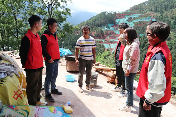 “紅色引擎”跑出征拆“加速度”｜黨員征拆攻堅隊啃下硬骨頭！