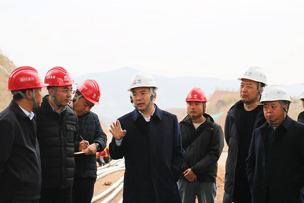 川交公司黨委書記、董事長杜江林赴會祿高速項目檢查指導(dǎo)工作