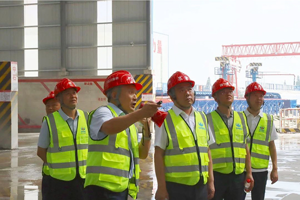 川交公司黨委書記、董事長杜江林赴成德鐵路S11線自動上料拌合站及成德線土建5工區(qū)項目指導(dǎo)工作